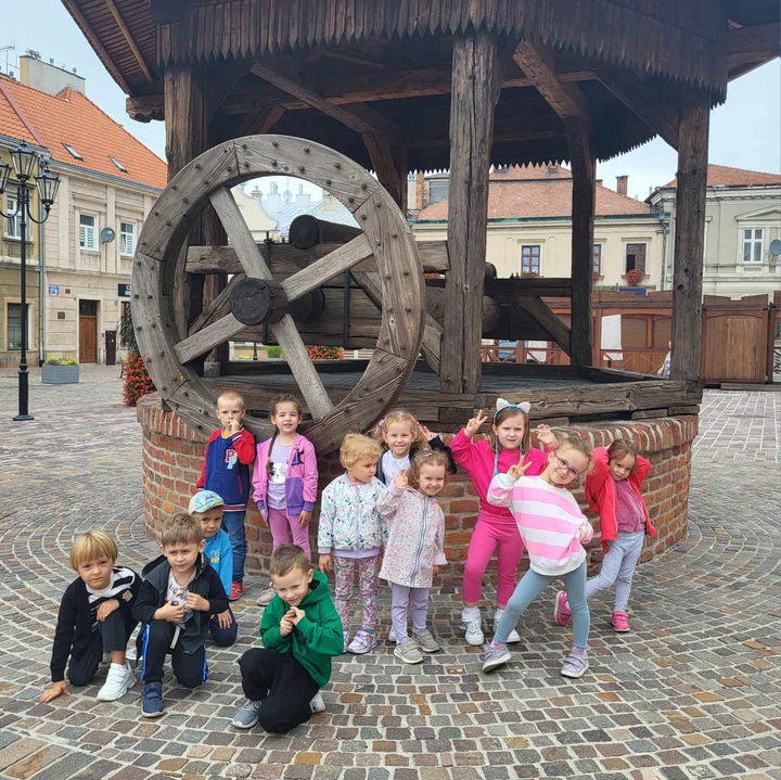 Infografika - jabłko i serce